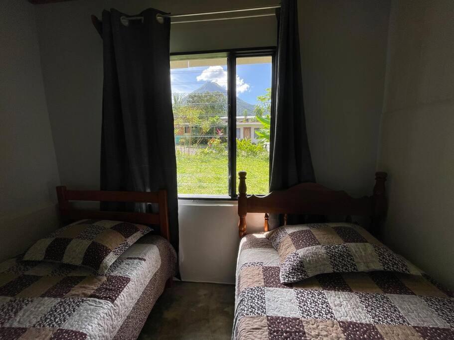 Large & Confortable Family House La Fortuna Buitenkant foto